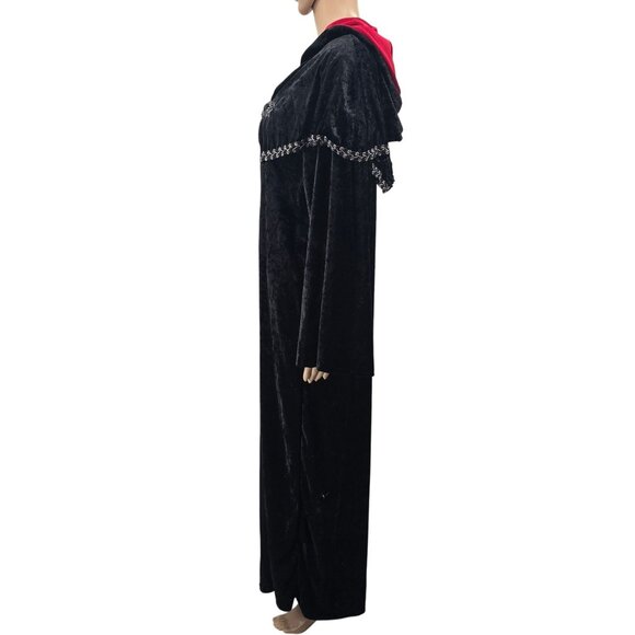 Gothic Hooded Long Cloak With Red Satin Lining & Embellished Trim - Picture 2 of 5